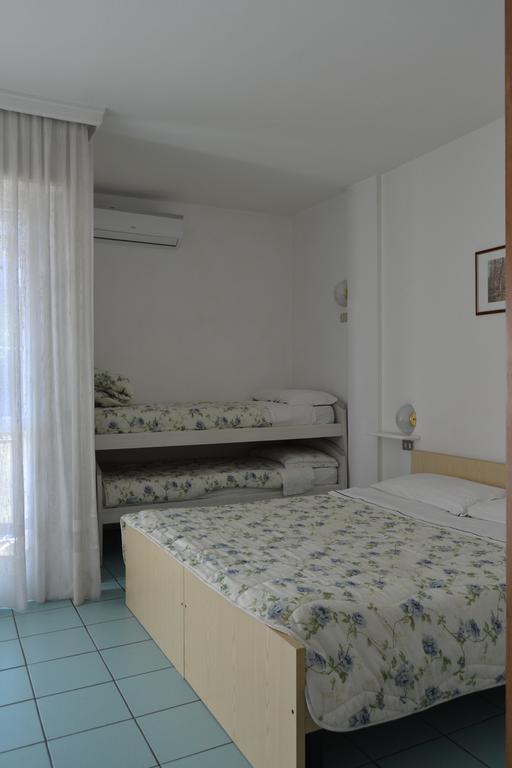 Residence Ambra リーヴァ・デル・ガルダ エクステリア 写真
